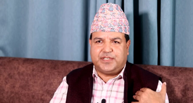 ‘आचरण विपरित गर्ने विद्यार्थी बचाउन शिक्षामन्त्रीले नै पत्र काट्नु हास्यास्पद’ डा. सुनिल शर्मा