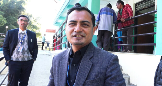 छालिङ्गका जेष्ठ नागरिकहरुको स्वास्थ्य परीक्षण