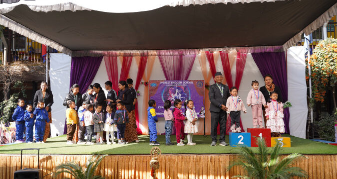 कितावी ज्ञानले मात्रै बालबालिकाको सिकाई अधुरो र अपुरो हुने