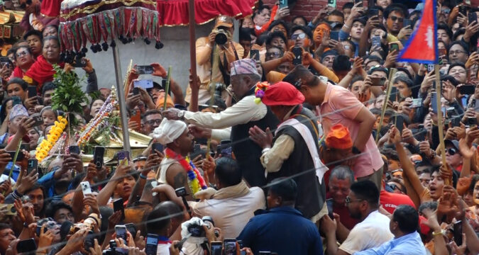 विस्का जात्राको आज छैठौ दिन स्थानीय जात्राहरु हुँदै
