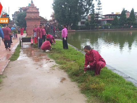 छिक्वङ्ग कमलविनायक समूहद्वारा कमलपोखरी परिसरको गर्यो सरसफाई