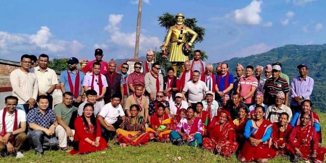 अमरसिंह थापाको जन्म गोरखाको सिरानचोकमा भएको इतिहासविद्हरूको दाबी