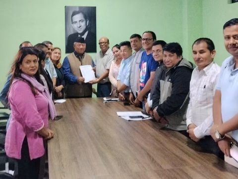 पत्रकारिता क्षेत्रलाई संकटमा पार्ने कुनै पनि निर्णय स्वीकार्य छैन : कांग्रेस सभापति थापा