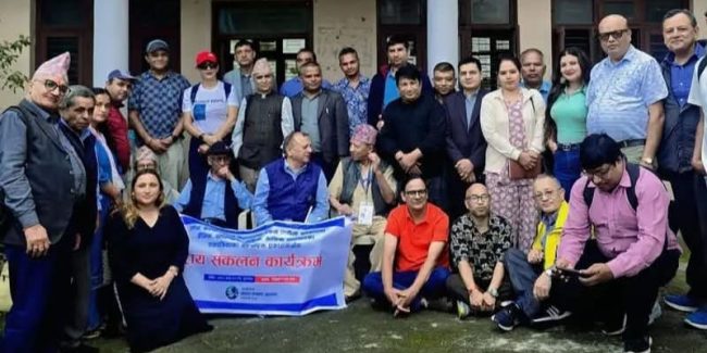 छापा माध्यम सिध्याउने खेलमा मन्त्री विक्रम तिमिल्सिना लागेको पत्रकार महासंघको आरोप, लोककल्याणकारी विज्ञापनको रकम कटौतीविरुद्ध सञ्चारकर्मी आन्दोलित, तत्काल समस्या समाधान नभए देशव्यापी आन्दोलन थप कडा पार्ने चेतावनी